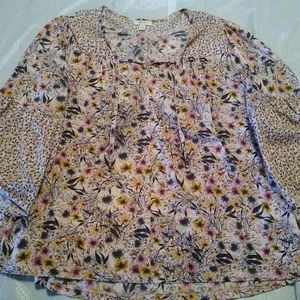 Style & Cp Lantern Sleeve Top